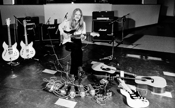 Recording at Easy Sound Studios, 1981