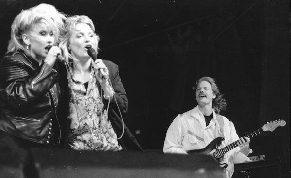 Live with Sanne Salomonsen and Anne Linnet, 1988